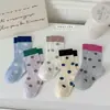 Calcetines para niñas para primavera y otoño, calcetines de estilo coreano ins con bloques de color dopamina y lunares, calcetines sin costuras de media pantorrilla para niñas