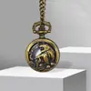 Reloj de Bolsillo Pequeño Hueco Doce Constelaciones Venta al por Mayor Collar Vintage Versátil Colgante Reloj con Tapa de Constelación de los 12 Zodiacos Fábrica Cuarzo