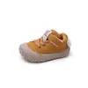 Nuevos estilos de primavera y otoño de zapatos casuales y cómodos de estilo coreano para caminar para niños y niñas, diseñados para bebés y niños pequeños, con suelas suaves para evitar que pateen, adecuados para edades de 1 a 3 años.
