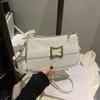 Elegante bolso de hombro portátil 2024, diseño de nicho, estilo extranjero, nuevo bolso cruzado coreano para mujer, bolso informal de moda para mujer.