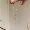 Colar com Pingente de Chave Íris Prata Super Brilhante Corrente Clavícula de Luxo Leve Nicho de Alta Qualidade para Mulheres