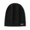 Gorro Slouchy Versátil de Cor Sólida 100% Caxemira Outono e Inverno Estilo Leve de Luxo Tricô Proteção de Orelha Chapéu Quente Venda por Atacado