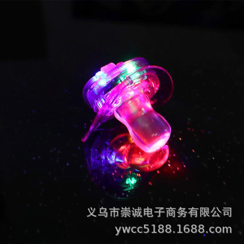 拧螺丝奶嘴.jpg