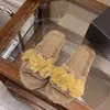 Pantuflas casuales nuevas de algodón con estampado floral antideslizantes para el hogar 2026, pantuflas peludas de moda para mujer, adecuadas para usar en exteriores en otoño e invierno, estilo slip-on para interiores