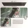 Mouse Pad Moderno Mais Vendido com Design de Beleza de Anime, Tamanho Grande, Resistente à Sujeira, Espessado, Costurado nas Bordas, Teclado e Tapete de Mesa