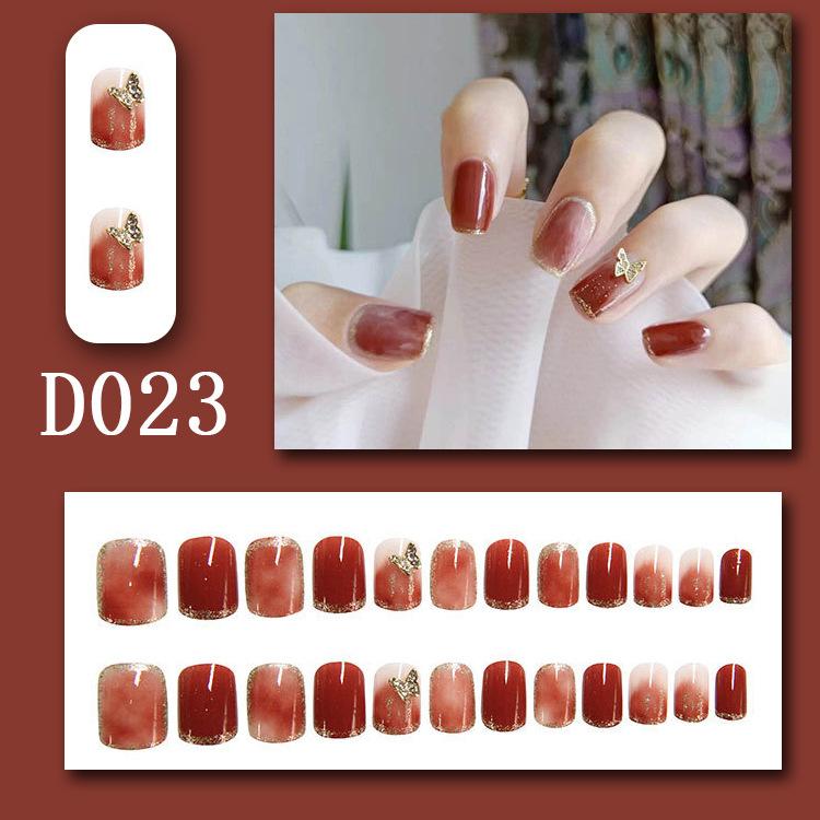 D023