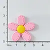 Flor Colorida de Cinco Pétalas Cola Macia de PVC DIY Cola de Creme Capa de Celular Acessórios de Cabeça Acessórios de Cabelo Buraco de Copo de Água Fivela de Sapato Flores Acessórios