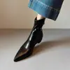Botines Cortos Estilo Coreano Puntiagudos Aumentadores de Altura para Mujer 2026 Otoño/Invierno Nuevas Llegadas con Felpa Versátiles de Poner Tacón Bajo Suela Suave Botines Adelgazantes