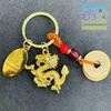 Yanwu 2025 Nuevo Estilo Chino Calabaza de Cobre Moneda de los Cinco Emperadores Llavero Colgante Pixiu Set de Regalo para Eventos de Negocios