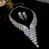 Collar de Borlas en Forma de V Incrustado con Diamantes, Pendientes, Pulsera, Anillo, Elegante Juego de Joyería Estilo Palacio, Joyería de Lujo Ligero y de Alta Gama
