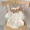 Roupas de Bebê Lua Cheia Menina Princesa Cem Dias Vestido Francês Bebê Verão Super Fofo Calcinha Vestido de Verão