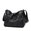 Bolsas Femininas Transfronteiriças para Meia-Idade e Idosos 2026 Nova Moda Versátil Couro Macio Pequena Bolsa Quadrada Tendência Casual Feminina Bolsa Transversal