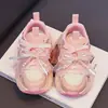 Colección Otoño 2026: Zapatillas Casuales con Lazo Dulce para Niñas Pequeñas, Zapatos Gruesos Retro Trendy Estilo Coreano