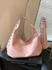 Bolso de hombro de luna tachonado con diseño de nicho estilo coreano, nuevo estilo moderno y genial 2026, bolso de mano con correa ancha para el hombro, bolso de axila