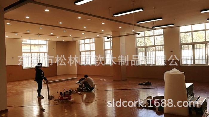 成卷大碎花软木卷材效果