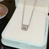 Collar Xiaomanyao Lujo Accesible Nicho Acero de Titanio No se Desvanece Cadena para Clavícula Nuevo Estilo 2025 Colgante Simple de Gama Alta
