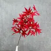Hojas Rojas de Arce Simulación Decoración de Boda Hojas de Arce Árbol Falso Ingeniería de Jardines Plantas Verdes Paisajismo Ramas de Árbol Falso Colocación en Bienes Raíces Hojas de Arce