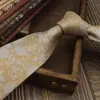 Gravata Masculina Cor Café Retrô Amarrada à Mão Britânica 8cm Formal Negócios Casamento Presente para Noivo Caixa Tendência