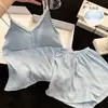Pijama de camisola de encaje de color liso estilo coreano para mujer, nuevo modelo de verano 2026 con copas en el pecho, conjunto dulce y simple de ropa de casa fina