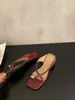 Sandalias de Chancla con Tacón de Cuña y Hebilla Metálica Francesa Estilo Estacional para Mujer, Nuevo Estilo 2026, Versátiles y Cómodas para Uso al Aire Libre