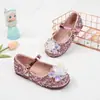 Sapatos de Salto Solteiro para Meninas, Sapatos de Cristal para Crianças, Sapatos Macios com Solado da Elsa, Novos Sapatos de Princesa de Alta Qualidade para Meninas Pequenas da Primavera de 2026, Sapatos Pequenos de Couro