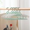 Percha de ropa para niños para el hogar percha para ropa de recién nacido para bebé niño percha retráctil multifuncional al por mayor P