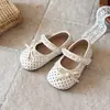 Zapatos Mary Jane planos florales de estilo delicado y de nicho, colección de otoño 2026, estilo coreano, suaves y versátiles, zapatos blancos ultraligeros