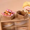 Resina Artificial Mini Comida Juguete Cesta Cesta de Pan Modelo Juguete Miniatura Escena Artificial Cesta de Almacenamiento Casa de Muñecas