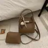 2026 Bolso de Hombro Versátil de Nueva Moda, Bolso Cruzado, Bolso de Mano de Diseño de Nicho de Alta Gama, Bolso Sencillo de Cubo