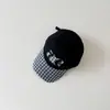 Chapéu Coreano Infantil de Outono e Primavera, Versátil e Estiloso, Boné de Baseball com Aba Curva Patchwork Xadrez Estilo Ins, Boné Bico de Pato