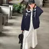 Jaqueta Moletom Feminina Primavera e Outono 2026 Novo Estilo Doce de Menina Jaqueta Top com Gola de Renda e Acabamento de Renda com Letras