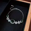Pulsera con Colgante Ovalado de Circonita Estilo Medieval, Exquisita, a la Moda, Pulsera de Gama Alta, Moderna, Versátil, Joyería de Nicho para Mujeres