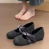 Sapatos Mary Jane Diários com Bico Redondo e Salto Bloco, Estilo Francês Outono e Inverno 2025 Sapatos Elegantes de Laço com Pérolas Fada