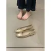 Zapatos Mary Jane para mujer con aumento interno de altura y detalle de lazo, elegantes y con estilo, para la primavera de 2026, adecuados para combinar con faldas, zapatos de ballet de suela blanda