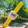 Muñeca de Peluche de Dibujos Animados para Niños Pulseras de Pareja Decoración Creativa Puesto Callejero Boda Festiva Regalos Pequeños Venta al por Mayor