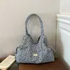 Bolsa de Ombro Grande com Estampa de Estrela Moda Casual para o Dia a Dia Bolsa de Mão Feminina Estilo Coreano Estilo Relaxado Bolsa Tote Feminina
