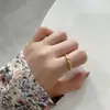 Anillo Abierto Geométrico Retorcido Estilo Europeo y Americano para Mujer, Temperamento Sencillo y Fresco, Anillo para Dedo Índice, Accesorio Único y Versátil