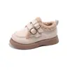 Zapatos de Algodón para Niñas Zapatos de Princesa Forrados de Felpa Estilo Británico Otoño e Invierno 2025 Zapatos de Frijol Cálidos Suela Blanda Engrosada Zapatos de Cuero para Niña Pequeña
