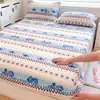 Conjunto de três peças de lençol de leite veludo espesso de alto peso para outono e inverno, capa de colchão infantil de desenho animado com capa de cama de pelúcia, disponível para atacado