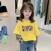 Nova Camiseta Top de Manga Longa Color Block de Algodão Puro para Primavera e Outono para Meninos e Meninas, Camiseta Base Estilosa Falsa de Duas Peças