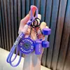 Chaveiro de tênis com carinha sorridente colorida, pingente de borla com carinha sorridente para mochila escolar, chaveiro de carro esportivo, pequeno presente no atacado