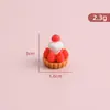 Miniatura comida brincar resina simulação tridimensional bolo de morango brincadeira infantil loja de conveniência modelo creme cola faça você mesmo