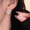 Nuevos Pendientes Exquisitos con un Diseño de Alta Gama, Pendientes de Perla Irregular y Circonita, Exquisitos y Únicos, Joyería de Oreja de Lujo Ligero y Simple