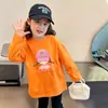 Camiseta de manga larga de algodón puro con dibujos animados para niñas, nuevo modelo 2026, top único y bonito para primavera y otoño, camiseta básica de cuello redondo para niñas