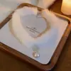 Collar de Felpa con Copo de Nieve de Invierno Dulce y de Lujo Diseño Navideño Puro Deseo Clavícula Collar de Gama Alta para Mujer Estilo Otoño e Invierno