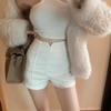 Shorts Blancos Ajustados de Cintura Alta para Ropa Exterior de Mujer Primavera y Verano Petite Apariencia Adelgazante de Celebridad de Internet de Pierna Ancha Traje de Pantalón Corto Caliente Fresco
