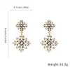 Brincos de Flor de Diamante Retro Agulha de Prata, Luxo Acessível e Brincos de Alta Qualidade, Brincos Modernos e Elegantes, Design de Nicho