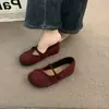 Suave brisa vespertina estilo bosque punta redonda escote bajo bailarinas para mujer 2026 otoño nuevo lanzamiento suela plana versátiles zapatos Mary Jane de gamuza