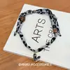 Color Maillard Estampado de Leopardo Retro Corazón Bufanda de Seda Collar Cadena para Suéter de Diseño Nicho para Mujer Collar Versátil Elegante