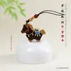 Año del Caballo Tallado en Madera Caballo del Zodiaco Llavero Caballo DIY Pintado "Riqueza Instantánea" Colgante para Teléfono Colgante para Bolso Decoración